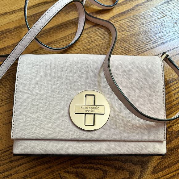Kate Spade Newbury Lane Sally Light Pink Gold Saffiano Leather Crossbody Bag - Picture 1 of 9